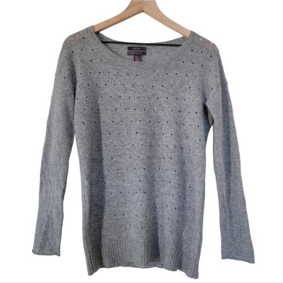 Saffron Sweaters - Saffron Cashmere Crew Neck Eyelet Knit Sweater Size Medium Heather Gray